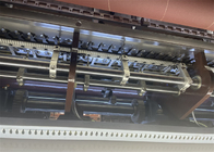 300 m/h 240 cm Arbeitsbreite Industrielle Quilting-Maschine für die Matratzenherstellung