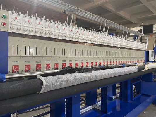 64 Zoll-industrielle Stickerei-steppende Maschine für Polsterungs-Gewebe